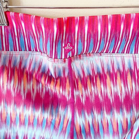 Prana Roxeanne Yoga Capris in Festival Pink Print Stretch Pull-On Size Large - Picture 4 of 9
